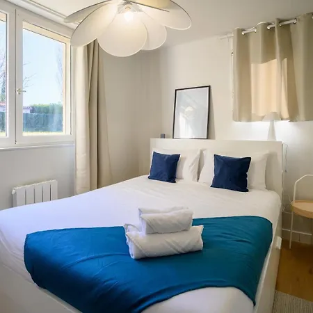 L'ivoire ~ Parking ~ Arrivee Autonome Holiday home Castres (Tarn)